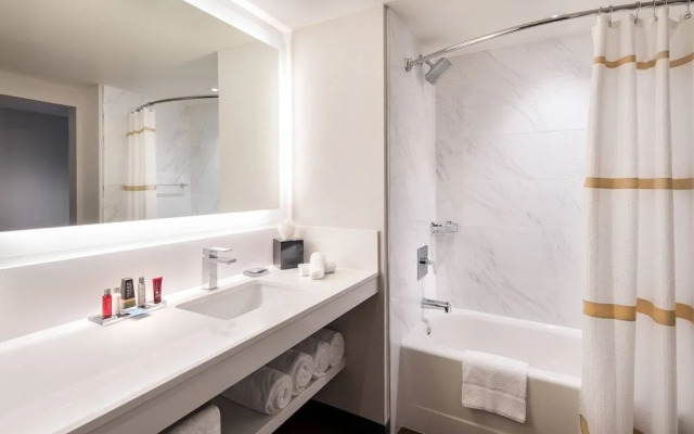 Waterfront Place Hotel