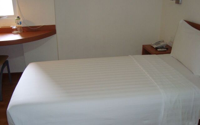 Whiz Hotel Malioboro Yogyakarta