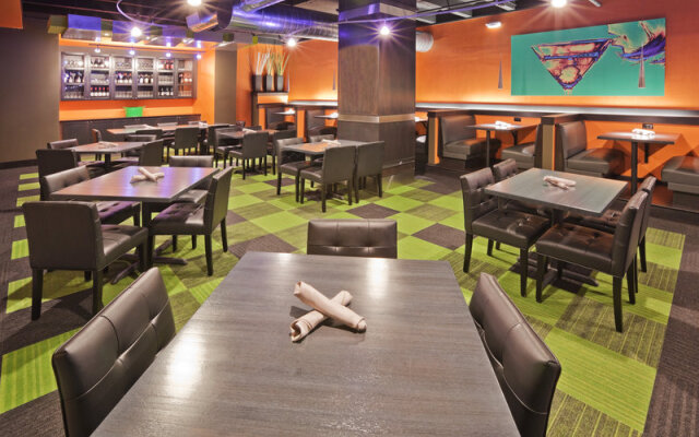 Holiday Inn - Tulsa City Center, an IHG Hotel