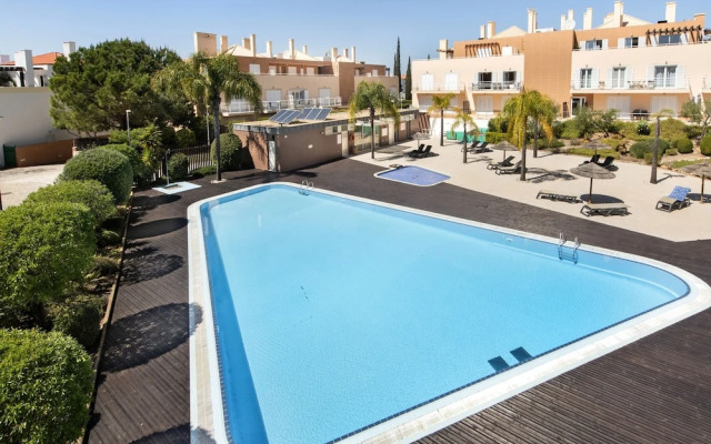 CG 12D - Cabanas Gardens