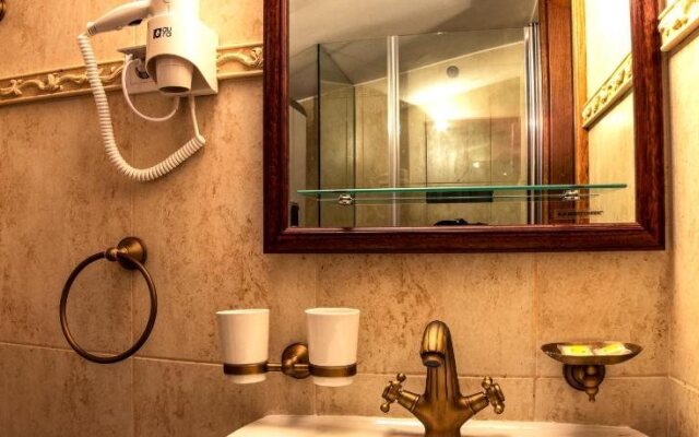 Palazzo Drusko Deluxe Rooms