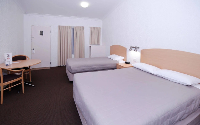 Boulevarde Motor Inn