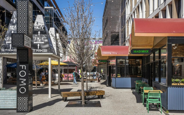 The Leonardo has 180 degree ocean views