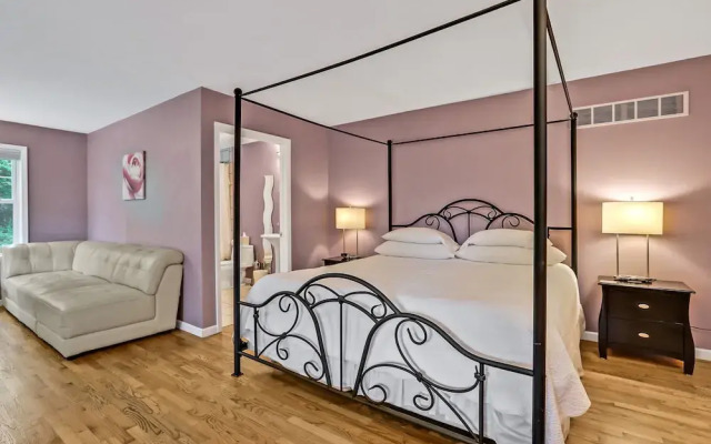 Moondance Ridge Bed & Breakfast