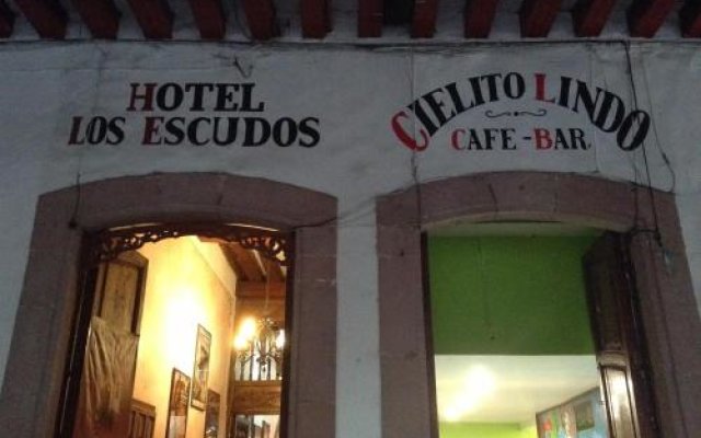 Hotel Los Escudos