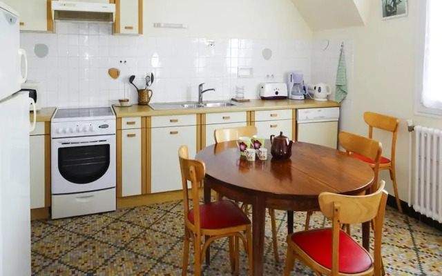 Apartment in Benodet Near Sandy Beaches