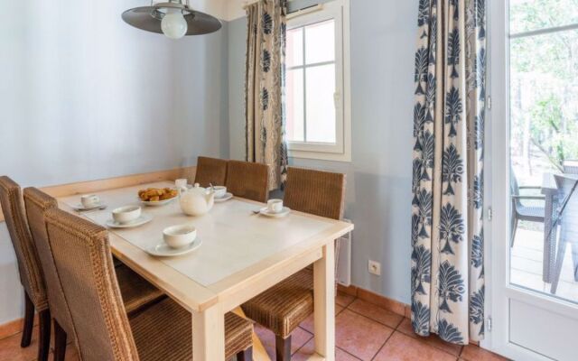 Domaine Golf Resort 13238