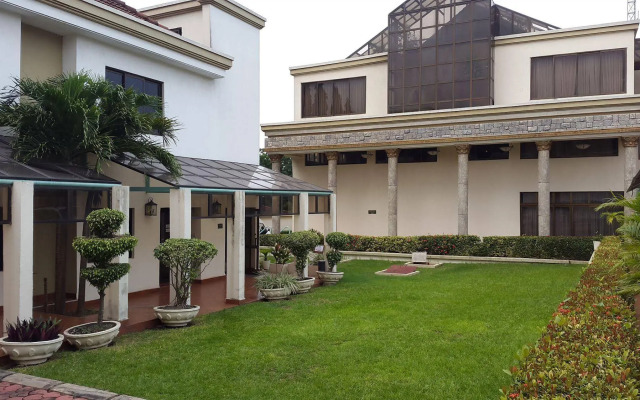 M Plaza Hotel