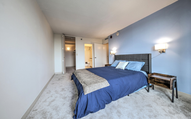 Upscale Apt with everything you need!