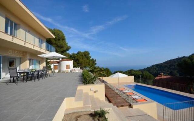 Casa Es Plom