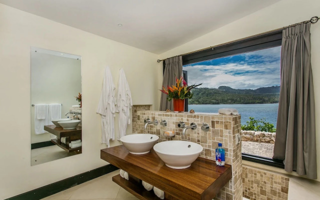 Wavi Island Villas