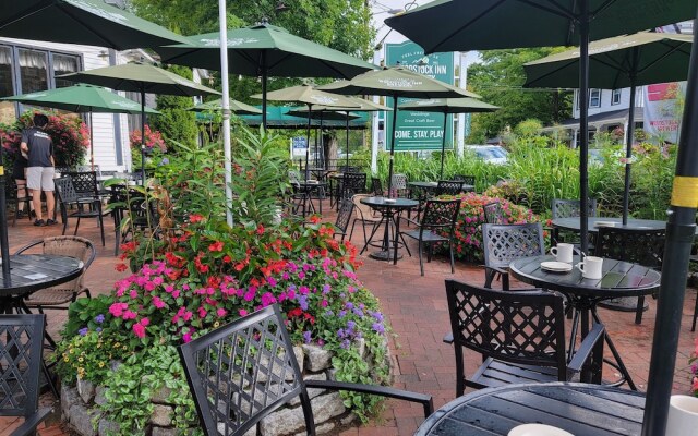 Woodstock Inn Station & Brewery