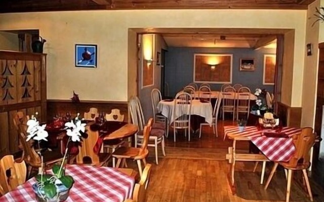 Hôtel Restaurant Au Perce Neige