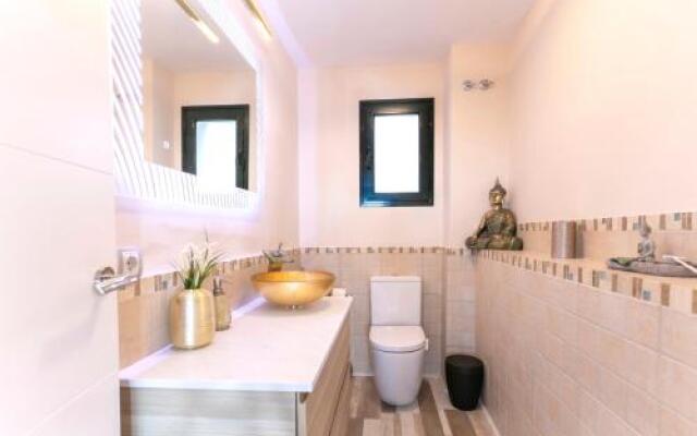 N&A Benalmádena Stunning 2bdr Villa with Sea Views