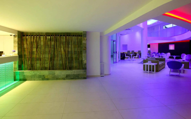 Limanaki Beach Hotel
