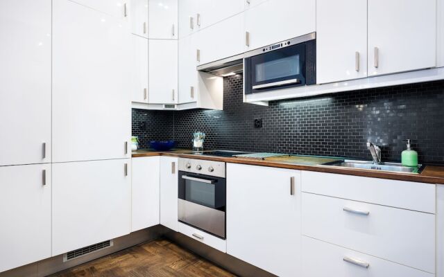 Tyzenhauz Apartments