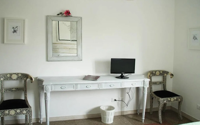 B&B In White