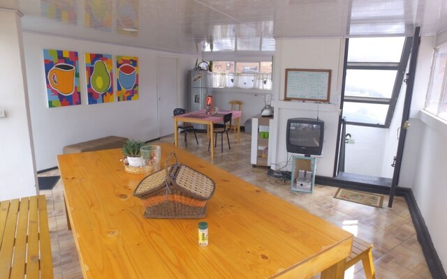 Hostal Casa Lantana Usaquén - Hostel