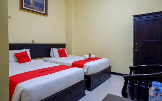 RedDoorz near Citraland Waterpark Kendari