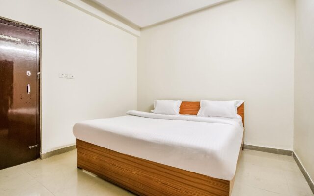 Hotel Raj Niwas by OYO Rooms