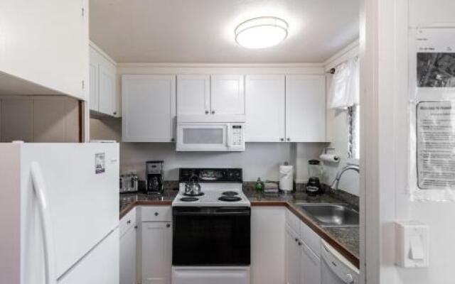 Lahaina Luxury Beach Condos