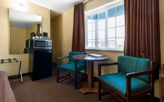 Town House Motel – Historic Old Town Eureka