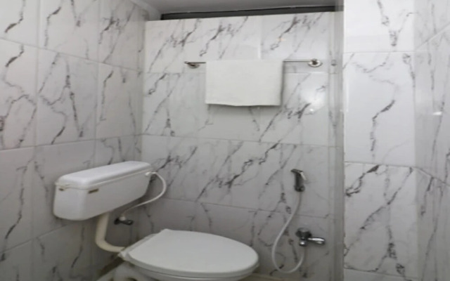 Hotel Hill Heights By OYO Rooms