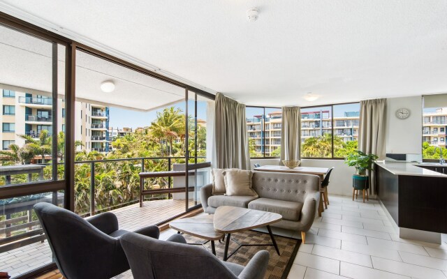 Mylos Holiday Apartments