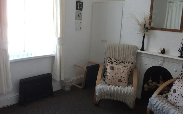 Lawnswood Holiday Apartments
