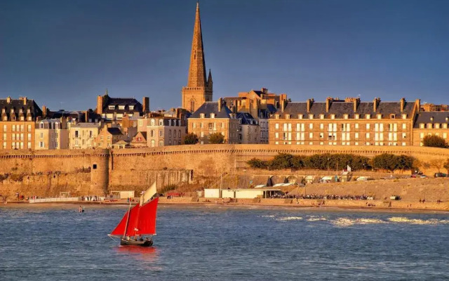 Hôtel Quic en Groigne