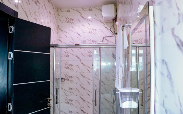 Blue Line Apartments