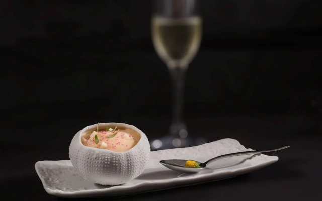 Grace Hotel, Auberge Collection