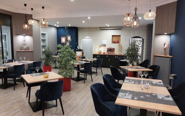 Logis Loire Hotel