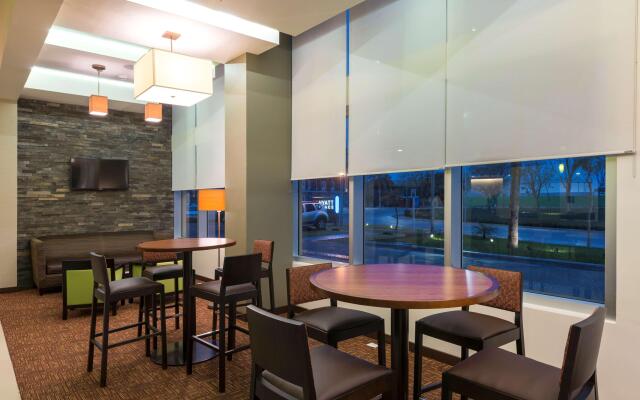 Courtyard by Marriott Ciudad del Carmen Campeche