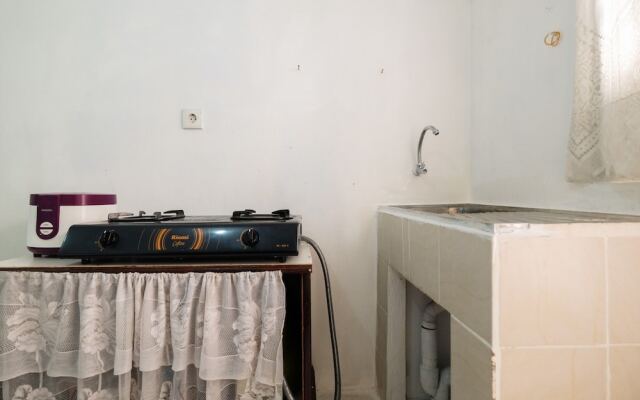 Contemporary Studio Apartment at Gading Nias Residence