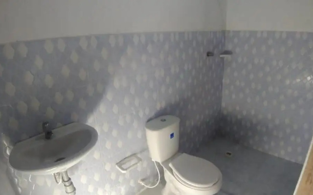 Urantia Beach Hostel & Camping