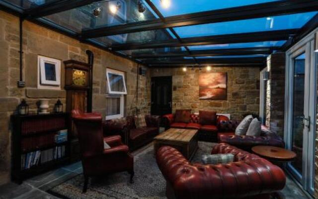 The Black Bull Hotel