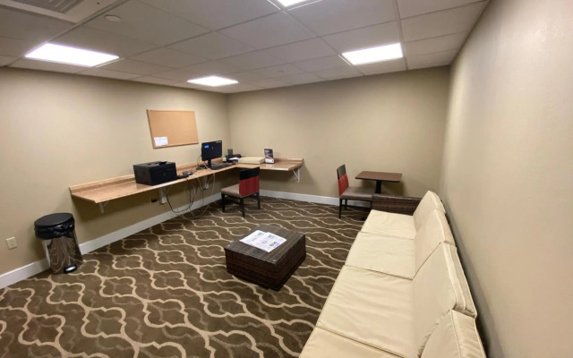 Comfort Suites Near Casinos Norwich-Uncasville CT
