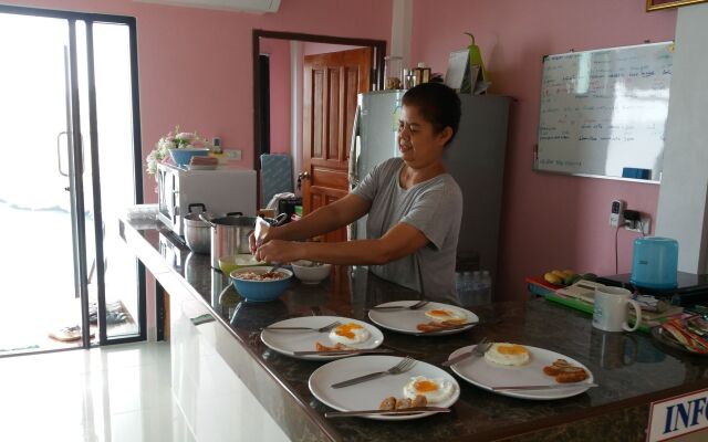 Ocean View Resort - Koh Sichang
