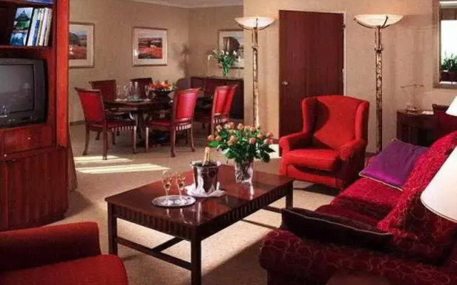 Renaissance Zurich Hotel