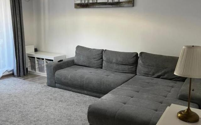 Închiriere apartament 3 camere!