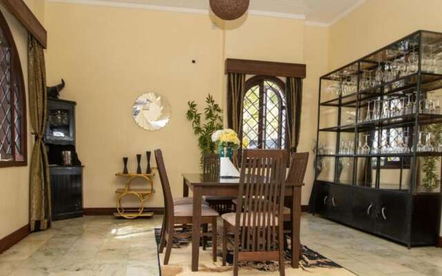 Stay.Plus Creek Residence Nyali