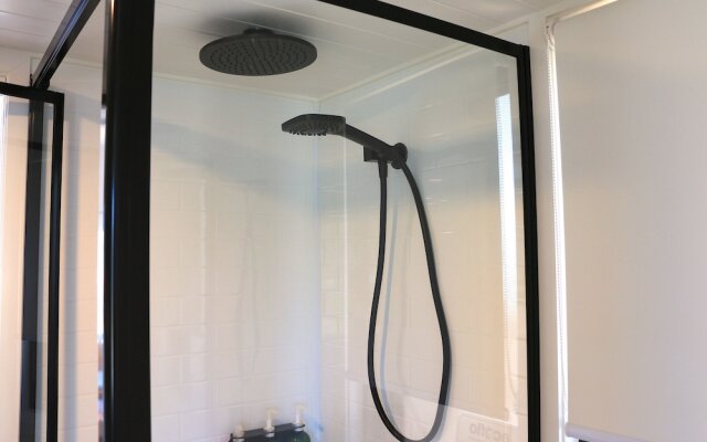 The Pink Lake Tiny House - 'peony'