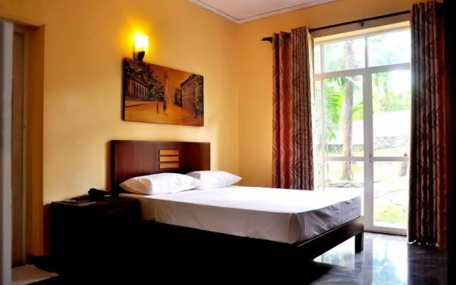 Grand 7 Hotel - Thalawathugoda