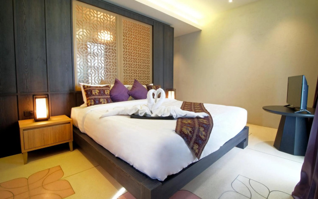 Tapae Gate Villa – Guest Rooms – Chiang Mai