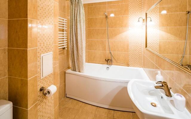 2 Virmens'ka Apartment