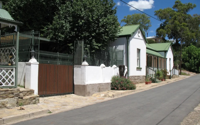 Toverberg Guest Houses