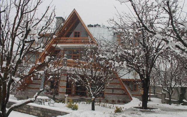 Homely Days Orchard House