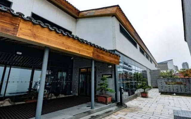 Wenxi Hotel