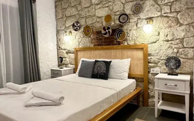 The Comelly Alaçatı